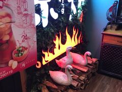-三人行骨头王火锅(长寿店)