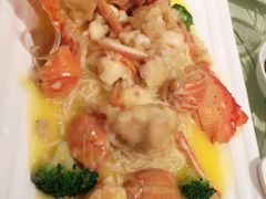 -王朝大酒店徐汇店-地面停车场