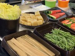 -炙爱鮮貨火锅(中东砂之船店)