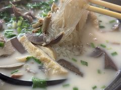 -津津老鸭粉丝馆(正东路店)