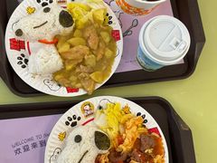 -史努比缤纷世界