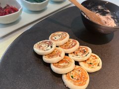 榛子酱鹅肝拌葱油饼-桂语山房(满觉陇店)