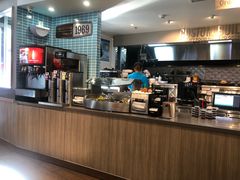 -The Habit Burger Grill 哈比特汉堡(世博店)