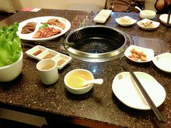 -韩宫宴炭火烤肉(中商世界里店)