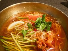 -鸿宇海鲜烧烤(红海新区店)