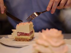 -潮一不贰·法式甜品·生日蛋糕·西式简餐(外滩店)