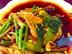 素拼-陈熹公民族美食文化餐厅(中华广场店)