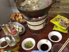 连州果园鸡-威邵鸡煲(西华路总店)