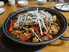 -郭婆婆疯子鸡·土货江湖菜馆