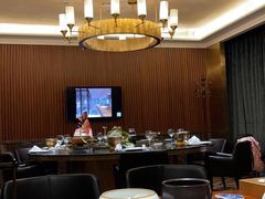 -半岛翡丽海鲜自助餐厅(观风亭店)