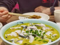 酸汤鱼-九转小磨·非遗东北菜(群力店)
