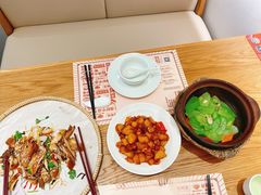 -顺风汤馆·广府粤菜(江宸天街店)