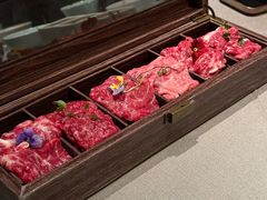 -左庭右院鲜牛肉火锅黑金店(陆家嘴中心店)