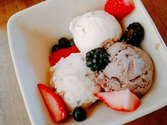 -植物园哈利亚餐厅