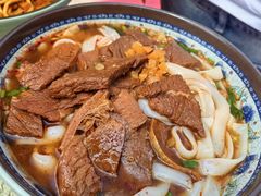 -牛师傅牛肉面(尚隆路店)