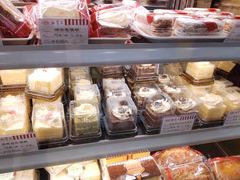 -红宝石·鲜奶小方·海派西点房(南丹店)