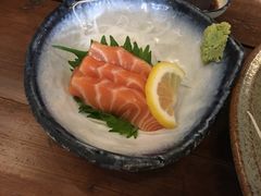 三文鱼刺身-鸟鸣门屋台料理(金帝银泰店)