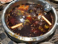 全红味锅底-肖肖酸萝卜鱼火锅(总店)