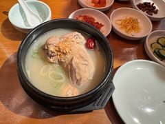 -长寿参鸡汤(朝韩风情街店)
