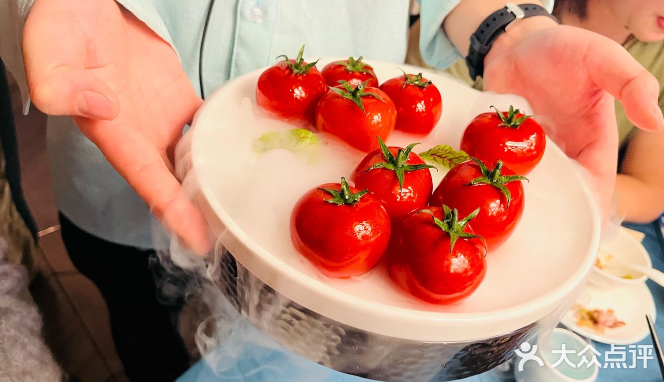 一家非常无论是服务还是菜品都非常棒的餐厅！