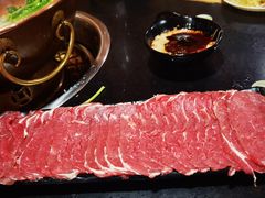 -果松木炭酸菜铜火锅·外婆参鸡汤