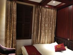 -十号名邸精品酒店（上海音乐学院店）(原复旦五官科医院店)