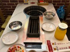 -亮健容天生蚝烧烤自助(交道口直营店)