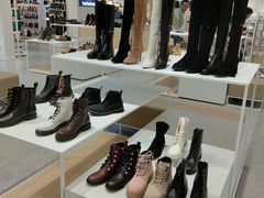 -hotwind热风(世纪东方广场店)