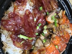 腊肠烧鹅煲仔饭-煲煲香快餐(南京路店)