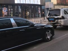 -燕莎奥特莱斯购物中心