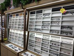 -视野联行眼镜·蔡司·控优点授权(长白万象汇店)