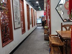 -乡土黄·鲜牛肉火锅·小龙虾(兴业街店)