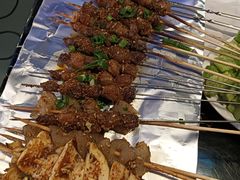 烤牛板筋-火枪手串吧·鹤岗小串涮肚(亦庄店)