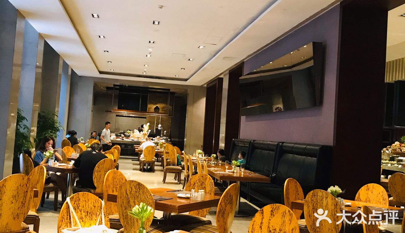 188元吃到爽的白云山下海鲜自助餐