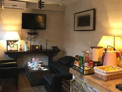 -百好乐宠物友好餐厅(朝外大街店)