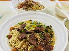 -阿阳牛腩腌面店