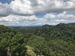 -乌鲁淡布隆国家公园