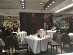 大堂-山泉公馆酒家(广州东站店)