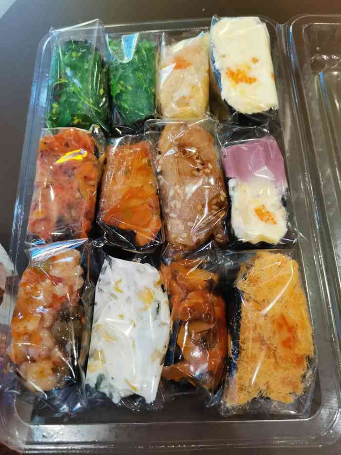 鲜道寿司(金鹰世界店)-"在南京扎根很多年的快销寿司97,他们家米.