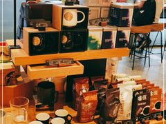 零售区-星巴克(无锡高铁站店)
