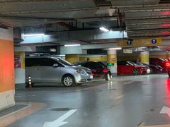 -日月光中心-停车场