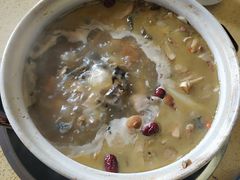 -东巴谷野生菌火锅餐厅