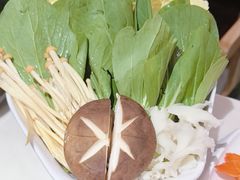 -喃喃椰·糟粕醋·椰子鸡火锅(七堡花园店)