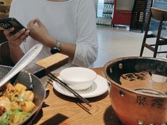 -聚鑫朋酸菜肥肠(九龙仓店)