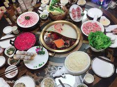 -小天鹅火锅·一线江景洪鼎旗舰店(洪崖洞店)