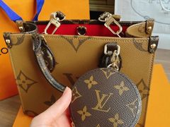 -LV路易威登(海信广场店)