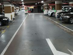 -日月光中心-停车场