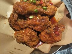 炸鸡翅一半一半-富乐满韩国正宗炸鸡韩国料理(虹泉路店)