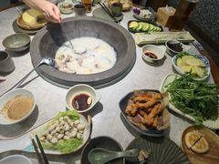 -鲜潭蒸汽石锅鱼(五道口购物中心店)