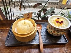 -银米·云南传统过桥米线(双廊黑金冠店)